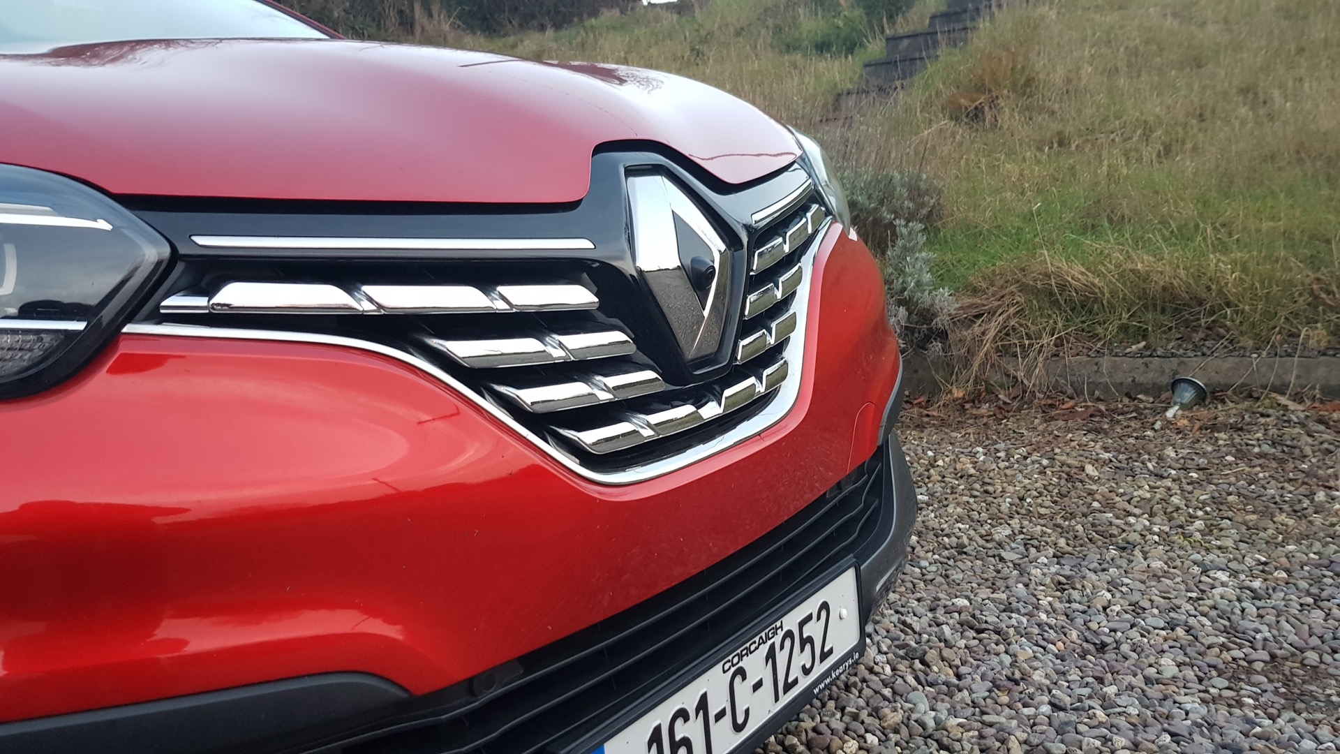 thule roof bars for renault kadjar
